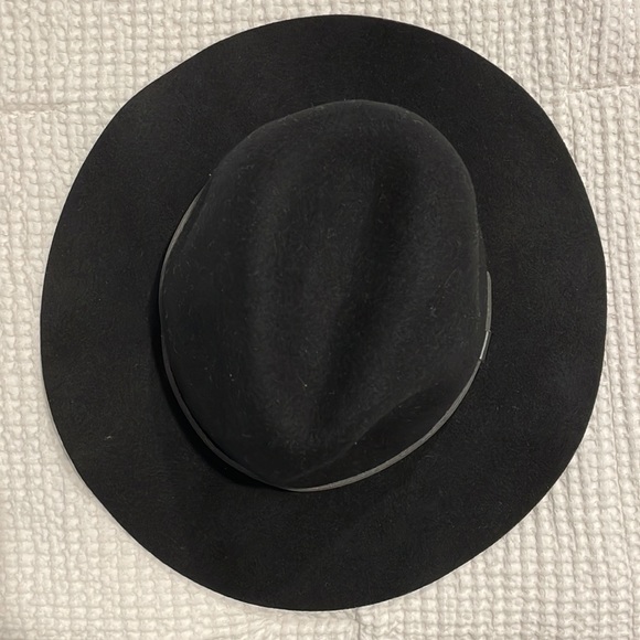 Black felt hat - Picture 2 of 4